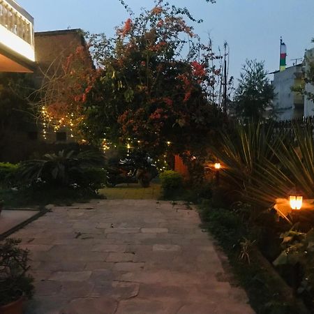 Hotel Lotus Garden Κατμαντού Εξωτερικό φωτογραφία