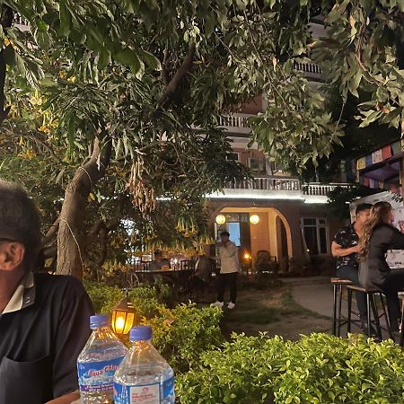 Hotel Lotus Garden Κατμαντού Εξωτερικό φωτογραφία