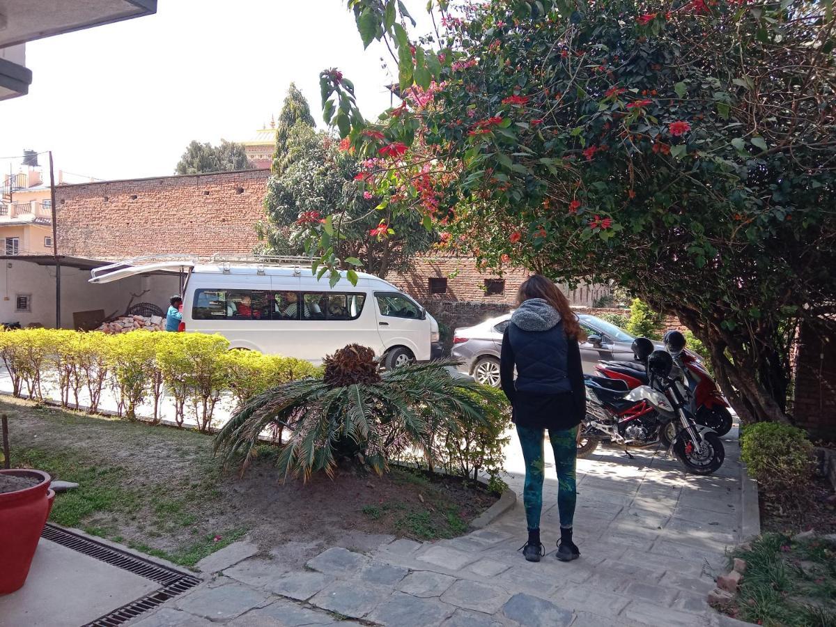 Hotel Lotus Garden Κατμαντού Εξωτερικό φωτογραφία